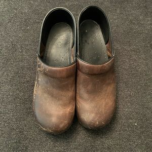 Brown Dansko 43